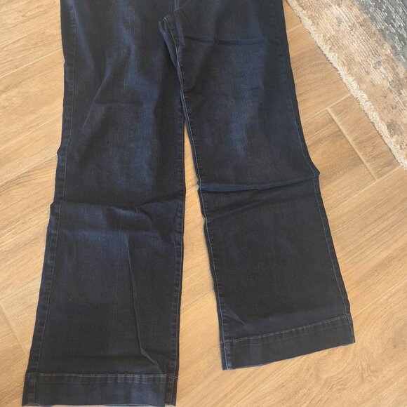 NYDJ - Picture 4 of 8